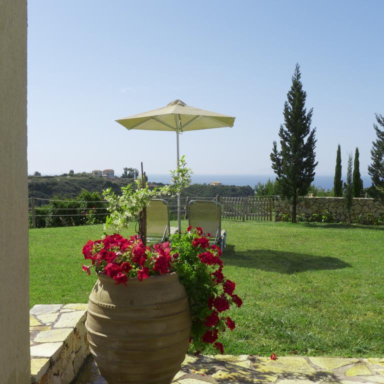Divaria Villas Skala  Extérieur photo