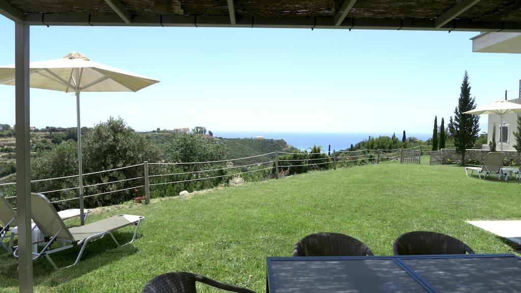 Divaria Villas Skala  Extérieur photo